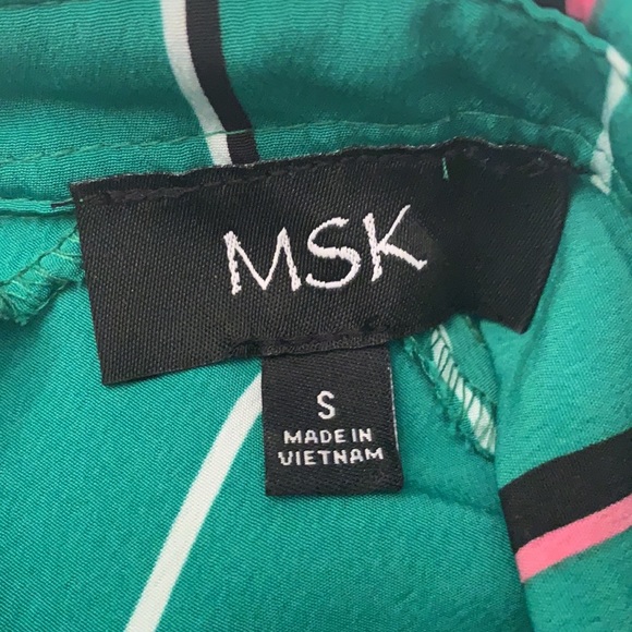 SOLD!!! Super Cute Dress - Picture 5 of 5